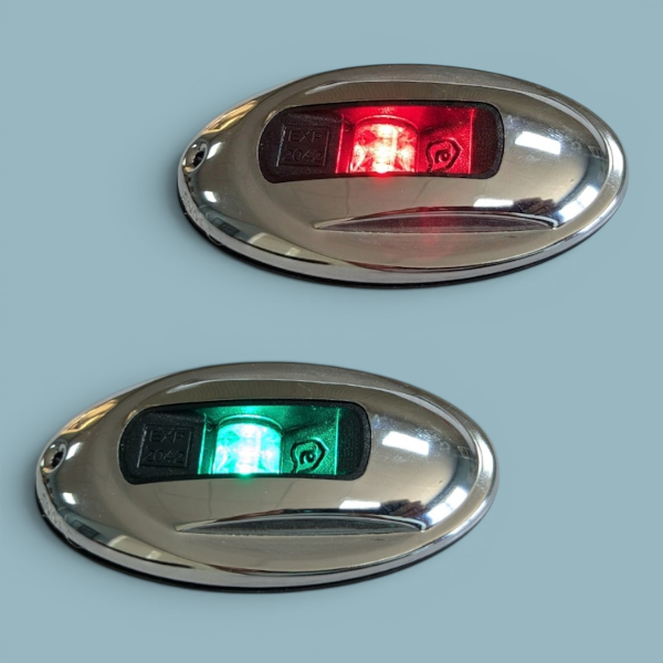 LED-Navigationslichter (Backbord und Steuerbord)