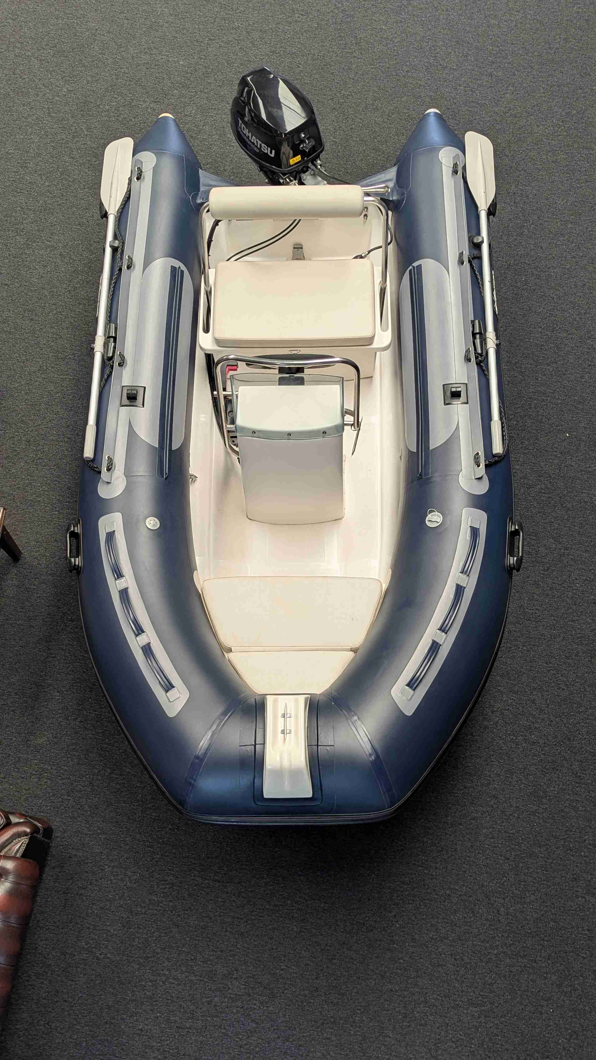 RIB 330 Excellent + Tohatsu 9,8 PK