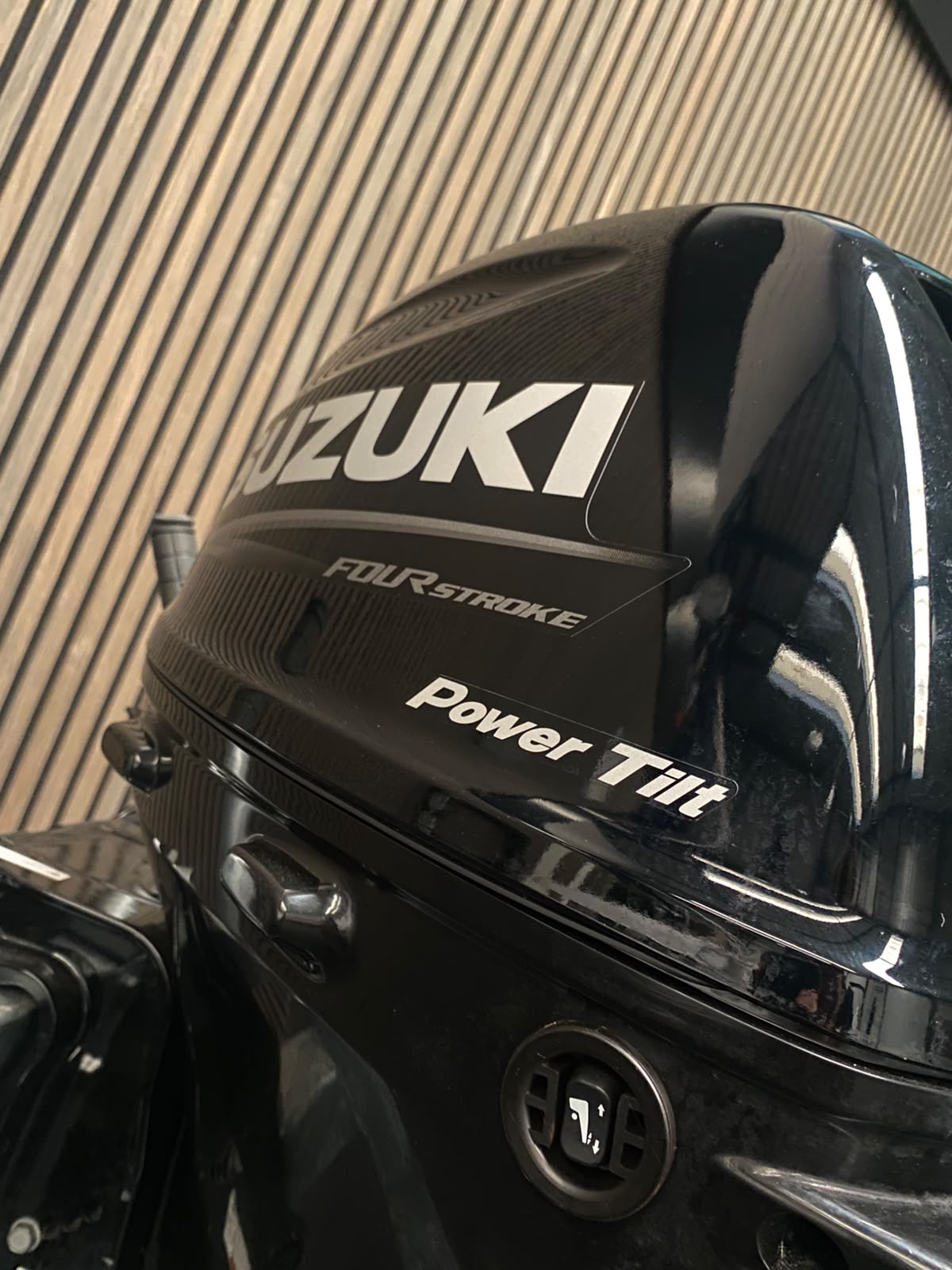 Suzuki 20 PK 4-Takt Buitenboordmotor – Power Trim & Tilt