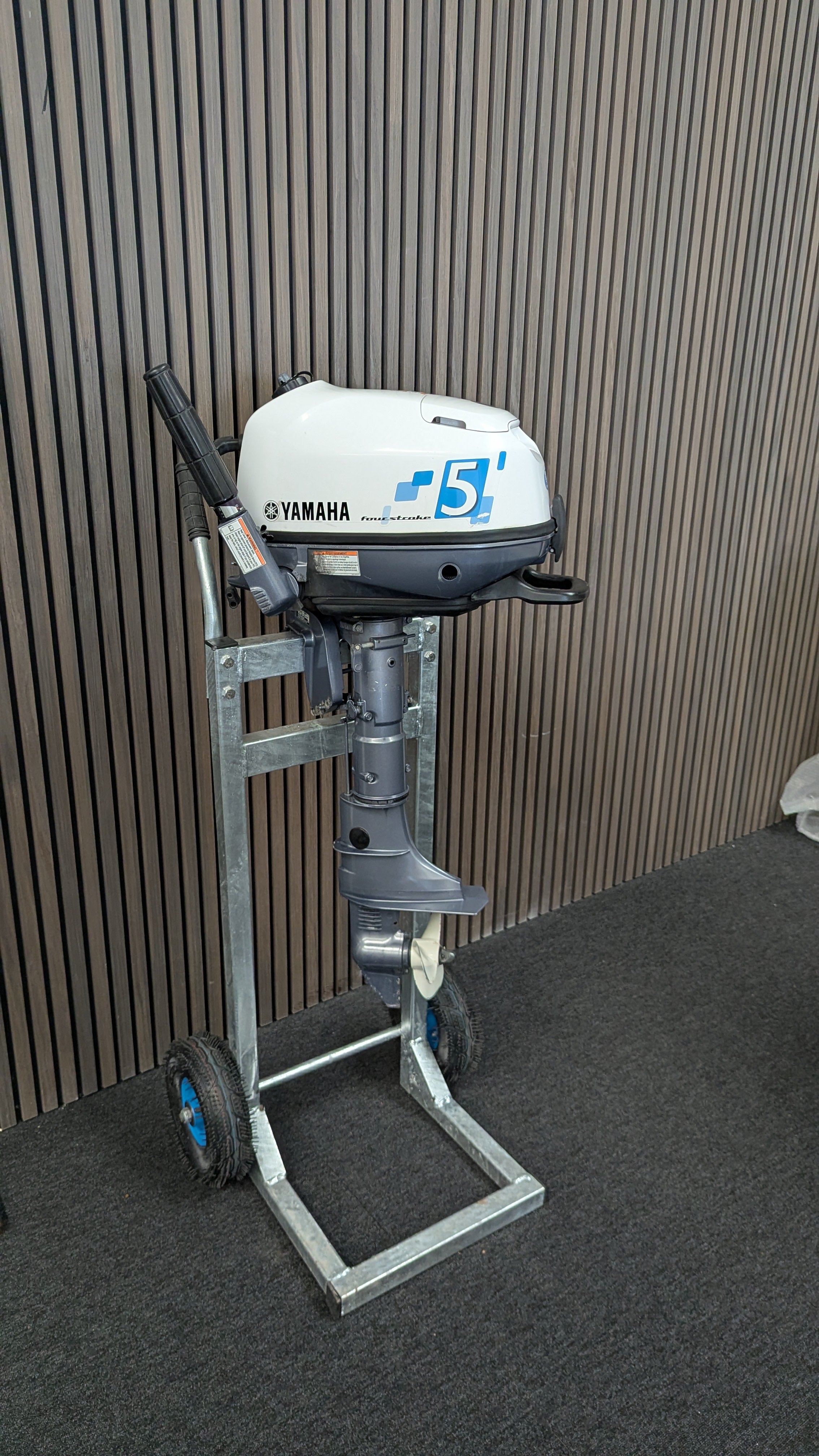 Yamaha 5 PK  4-T knuppelbediening, kortstaart