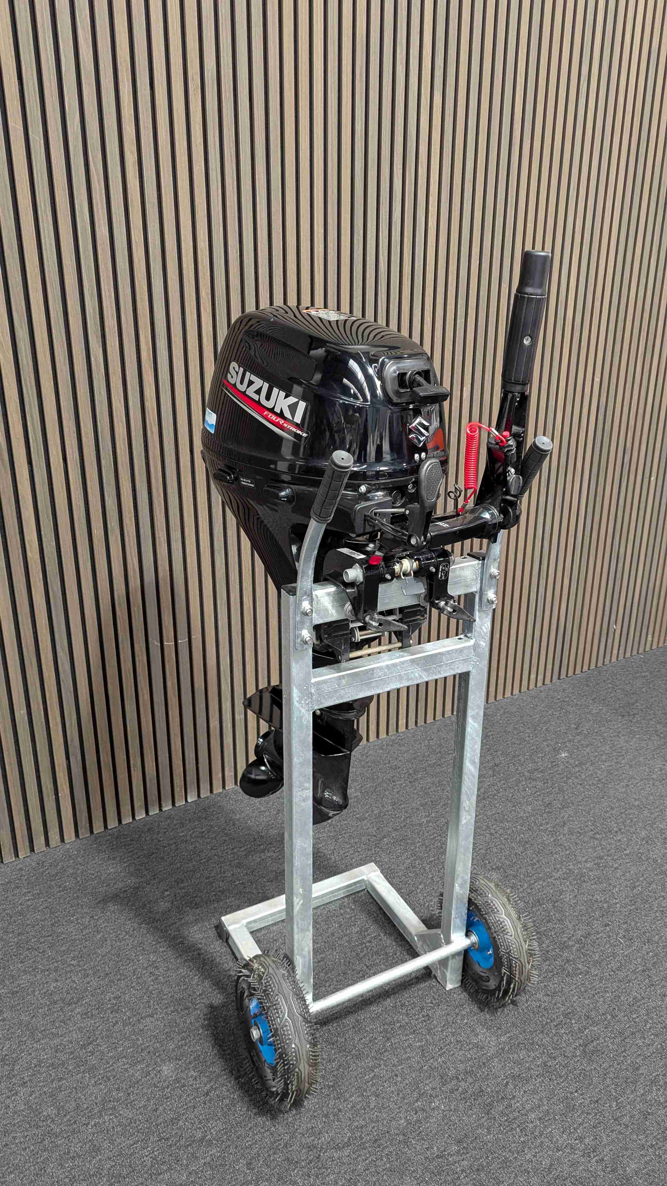 Suzuki 15 pk  4-T knuppelbediening, kortstaart